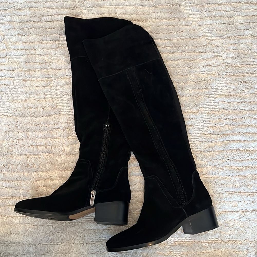 Black suede Vince Camuto size 7, never worn knee-high boots